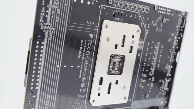 新品未使用 GIGABYTE B850M DS3H ICE DDR5 AM5 B850M DS3H ICE Key Features | Motherboard - GIGABYTE Global